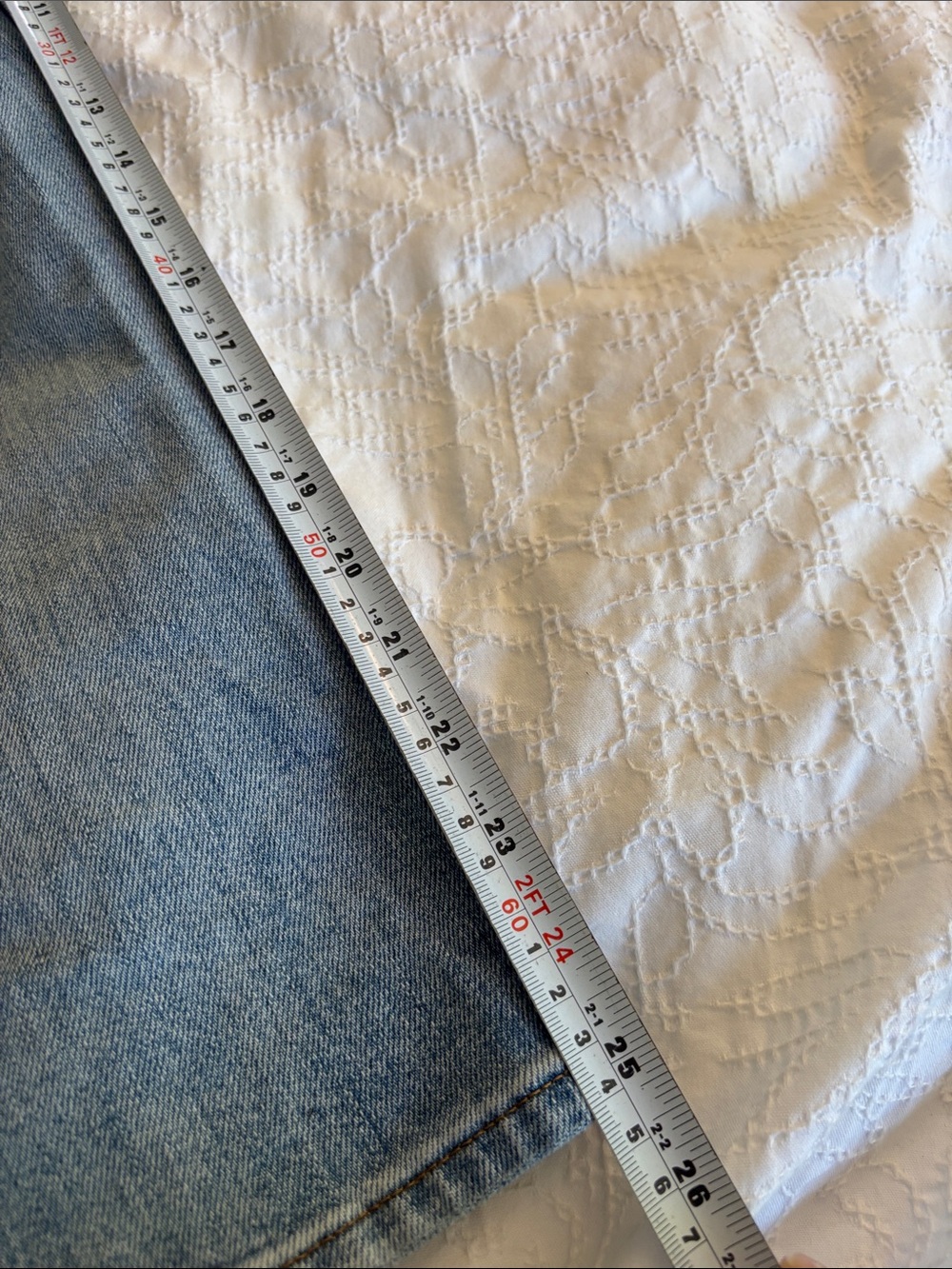 Denim Forum The Arlo Hi-Rise Straight
Jean Light Wash Size 31 25"L - Picture 12 of 13